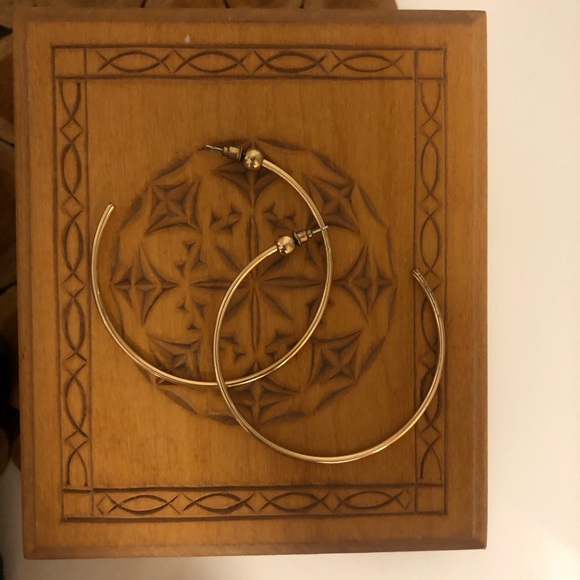 Golden earring - Picture 2 of 2